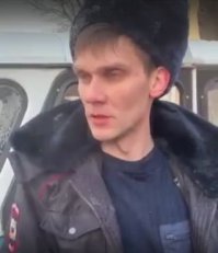 Вот как только его увидел, так сразу и понял - трезвый.