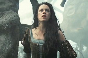 Моя любимая Белоснежка.
Уродина из сериала Однажды в сказке, она тоже Белоснежка.
Из 10 королевства (сериал ).