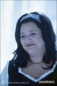 Модель показала принцесс Диснея в образе индианок, и результат получился даже интереснее оригинала