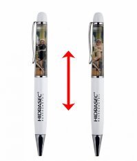 В Ленинграде с дефицитом на авторучки было проще. В старших классах у многих были даже такие.