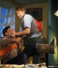 "Совсем обнаглели!" Россиян возмутил ролик, где Пескову вытирают рот