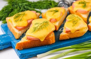 Я бы еще участников добавил , чтобы пятиборье было :