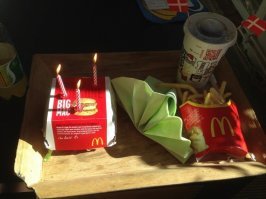 думаю после этого у неё больше нет парня.