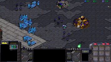 Релизная версия СтарКрафта выглядела не так. Вообще на стадии разработки графика в игре довольно сильно менялась. По сравнению с картинками, которые показывались общественности разработчиками, игра изменилась в лучшую сторону.