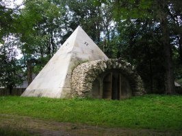 пирамиды Торжка