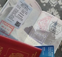 Школота тут очень легко вычисляется. Это не я, как прошмандовка 13-летняя, каждые 3 слова многоточия пихаю и безмерно горжусь поездкой в соседнюю страну 

Другие страницы выкладывать не стану, а то твой мирок первооткрывателя вообще к херам порушится :)