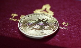 Автор, прежде чем распинаться про "лопнувший пузырь" и "загнивающей Америке", вспомни про это и многие другие "пузыри" в России...  Серъезно, не гони. Мы про "крах пендосов" и истерику эту слышим от подобных тебе через день уже много лет. Не надоело еще? Я понимаю, что потоки пропаганды важны ;) , но ей богу, смешно уже просто. )))
