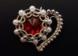 Валентинка
Брошь и серьги