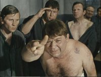 Хм))  Скорее всего с этим детским питанием хотели провернуть аферу.......

Например .........  Конкретна эта просрочка неизвестным людям ) досталась на халяву........ А в какой нибудь перинатальный центр должно поступить Детское питание за средства областного бюджета.........в этом центре питание принимают аккуратно вытаскивают из коробочек, само питание раздают мамам.......А в эти коробки складывают просрочку и возвращают поставщику......