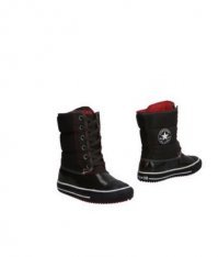 У converse, и правда, есть очень приличные резиновые сапоги....