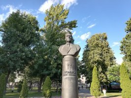 Громыко на моей родине, мой любимый Гомель. улица Советская)) 5 минут пешком до площади Ленина))