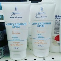 Здесь нет ошибки. СЕНСУА ЛЬНЫЙ (латин sensualis - чувственный) основанный на чувствах, ощущениях.
(Словарь Ушакова.)
А есть Ваша безграмотность и узость кругозора.