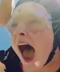 Нет, но всё же что-то захватила!