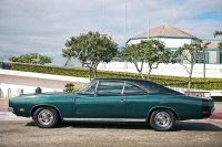 Золотой век автомобилестроения, особенно американского. 
А какие купе у них были....:

Бьюик Ривьера (1971 г.)





Chevrolet Impala 1967





 Dodge Charger 1966 г.





И других много...