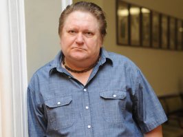 Серёга и Райво (Вилле) из "Особенности национальной охоты"