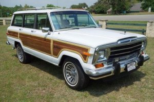 Мечта дачника... Но мне ближе Jeep Wagoneer...