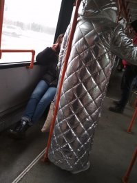 Прочитал: Зато тепло и не воняет!