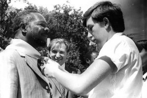 Жан-Бедель Бокасса в пионерском лагере "Артек" 28 августа 1973:
