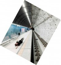 Не бухайте в метро!