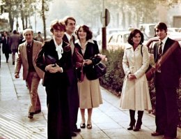 Спасибо мракобесу аятолле Хомейни. До конца 70х Иран был светской страной. Раньше и теперь.