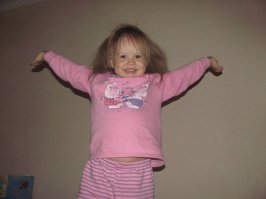 это мой вариант
теперь у неё волосы до попы, и если их хоть деньо не расчесать то......