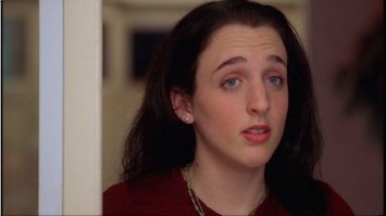 куясе ты вершитель человеческих судьб...
а не пошел бы накуй с такими заявлениями?

эту баянистую картинку перезалил просто для прикола, а не беря на себя роль судьи или рефери. 

ты сам как на рожу? кидай, фото, обсудим.

на, пля, расскажи про их деревенских алкАшей родителей, даун сука.