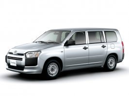 Хорошая попытка Автоваз, но нет.
Toyota Probox
