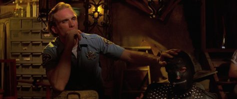 Британский менеджер решил стать собакой