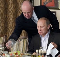 Суд оштрафовал компанию "империи Пригожина" за перемешивание салата руками