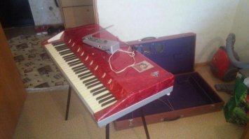Юность-70. В каждом захудалом клубе была.