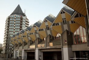 На днях рядом гулял.
Роттердам, улица хз какая, минут 15 пешком от Парккаде