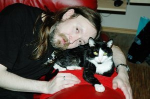 За каждым великим человеком стоит кот