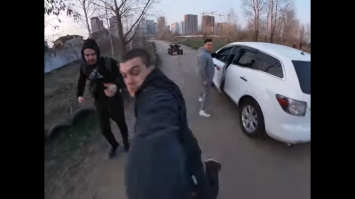 Ты <span style='color:gray'>[мат]</span>л? Ты <span style='color:gray'>[мат]</span>л?! Ты <span style='color:gray'>[мат]</span>л!!!!