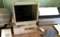 в 90-х на мониторы вешали "москитные сетки" (потому что мониторы были хреновые, и эти экраны хоть немного увеличивали качество изображения, + там еще какая то электростатика... ну вообщем это считалось полезным такой экран)

Был такой и у меня, и к нему шла дискета с программой которая показывала психоделику и это яко бы расслабляло глаза.
На самом деле, после просмотра этой программой можно было поймать неплохих таких "вертолетов" даже без водки 

К чему я это, а к тому, что не страдайте херней.
Мозг тренируется пока его используете, ну так пользуйтесь им  :)

А все сайты такого плана - это типа той дискеты.