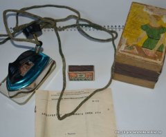 А у меня вот такой утюжок лежит.