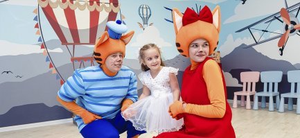 Шапки как шапки.  
Чо сразу "гидроцефалы"?..