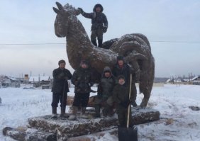 Вы про таких художников, которые из говна лепят?