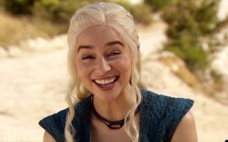 Косметическая клиника подарила клиентке вторые брови бесплатно