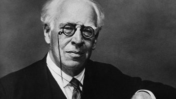 Похоже задание, как сейчас это модно, делали родители за детей. Или дети в таком возрасте перестали быть детьми.