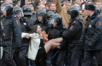 Надеюсь для протестующих всё закончилось в лучших традициях демократии.......
Как это принято в Евросоюзе и других развитых странах....



А то достал уже наш кровавый, тоталитарный Мордор ......






Эх-х-х Россия - россиюшка...Когда уже и мы заживём как в просвещённые и цивилизованные люди?
 
ДОКОЛЕ????