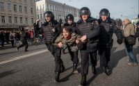 Надеюсь для протестующих всё закончилось в лучших традициях демократии.......
Как это принято в Евросоюзе и других развитых странах....



А то достал уже наш кровавый, тоталитарный Мордор ......






Эх-х-х Россия - россиюшка...Когда уже и мы заживём как в просвещённые и цивилизованные люди?
 
ДОКОЛЕ????