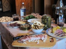 11 недооцененных городов, куда стоит ехать за вкусной едой