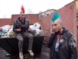 Вот это питерские панки, а этот так себе