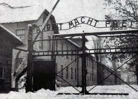 Ты съезди туда, спили ворота и сделай из них приз, нуууу типа "Оскар" и армянам вручи.
Тебе твои кунаки денеХ дадут за это