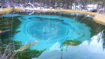 алтайский гейзер тоже красиво