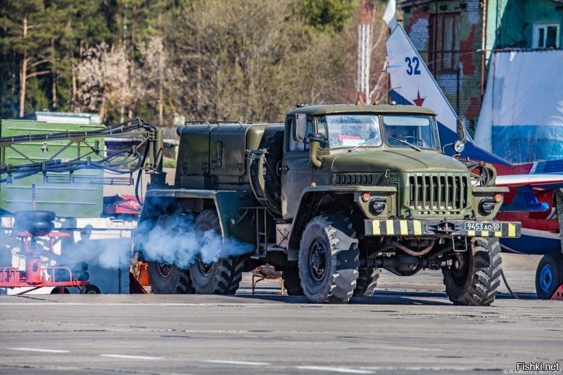 А протектор где на правом,переднем колесе?