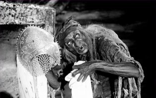 Как модели, представляющие косметические бренды, выглядят без косметики