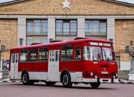 Этот трамвай такой же символ Советских дорог как и ЛИАЗ 677