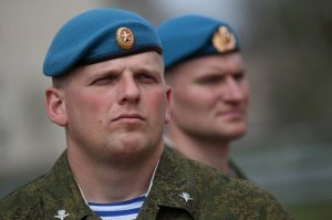 В какой армии мира, бейсболка форменный головной убор?