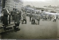 не 52-54 чуть ранее (только один охранник и естественно дорожное движение не перекрывали, даже если на машине ехал)